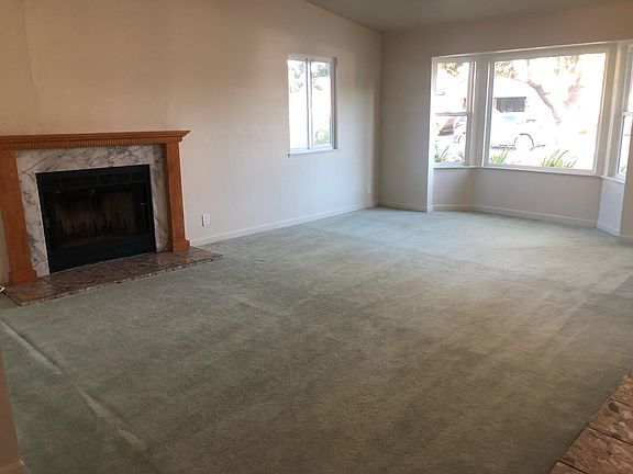 2nd image of 4632 Queen Anne Ct
