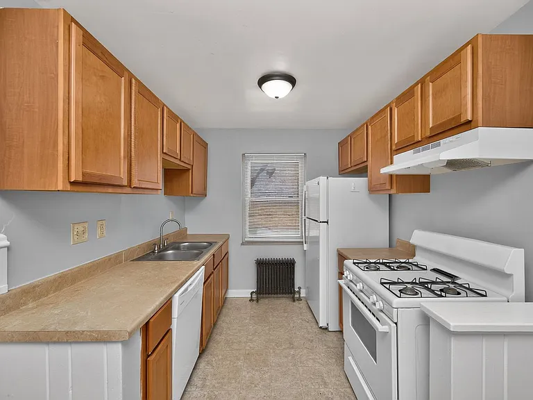 2361 Ravine St #5 — Photo 2
