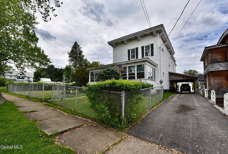 3rd image of 103 Broad Street
