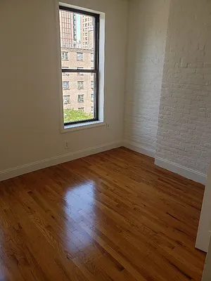 Rented by Skyline Realty LLC II | media 14