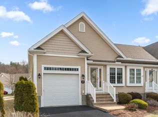 17 Madison Way UNIT 17, Hubbardston, MA 01452