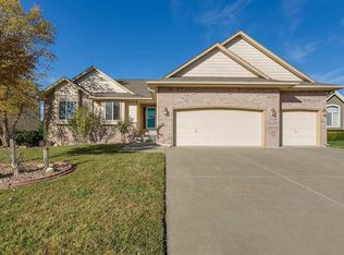 249 S Duffers Ct, Andover, KS 67002
