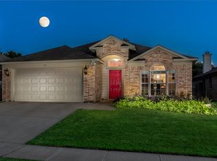 1117 Union Dr, Saginaw, TX 76131