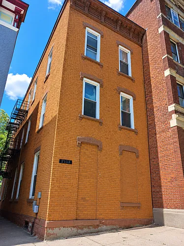 2153 Loth St Photo 1