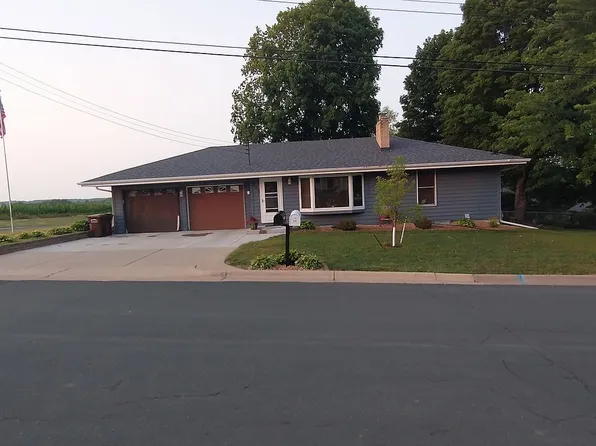 235 Loretto St, Loretto, MN 55357