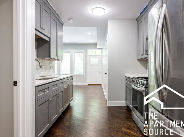 1458 W Chestnut St APT 2, Chicago, IL 60642