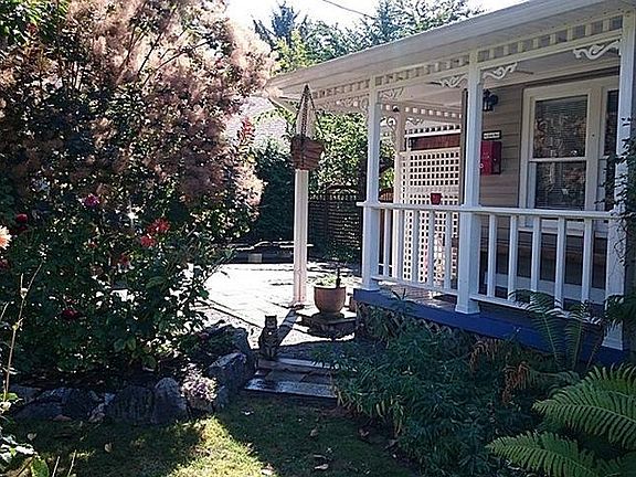 3rd image of 20530 Westfield Ave