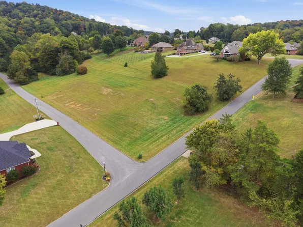 200 Woods Edge Dr, Somerset, KY 42503