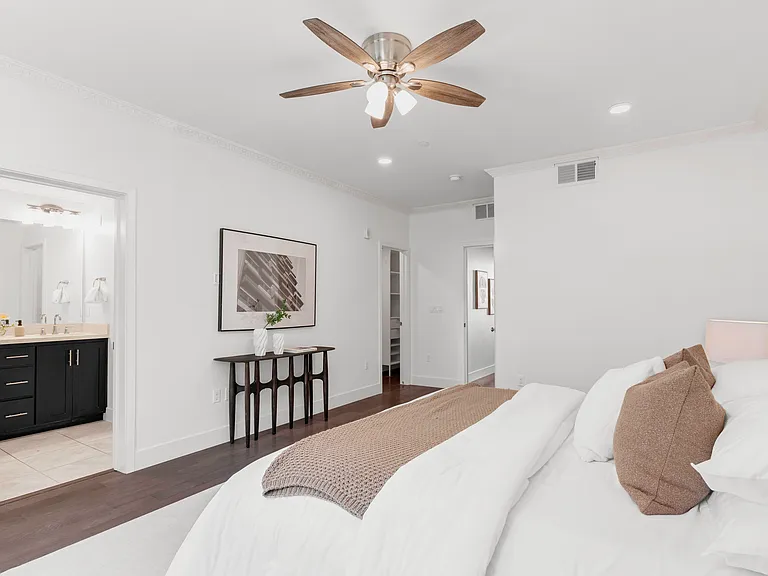 223 Baja Rose St — Photo 26