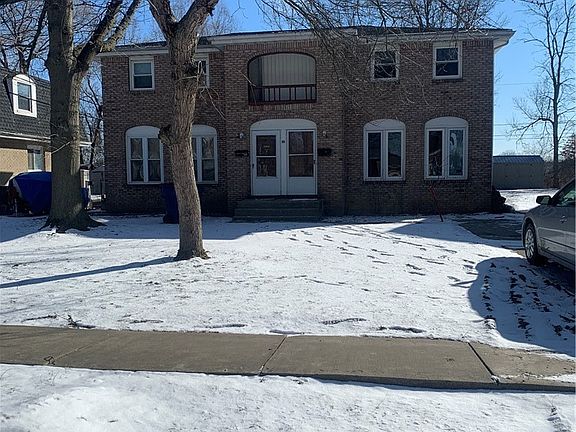 2nd image of 90 E Summerset Ln