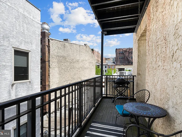 6 S Strawberry St #10 — Photo 20