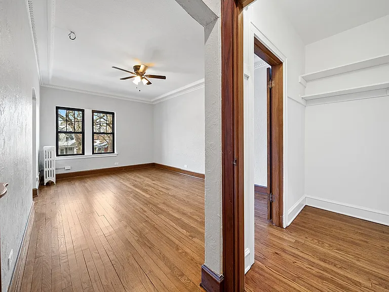 Bella Casa Apartments — Photo 11