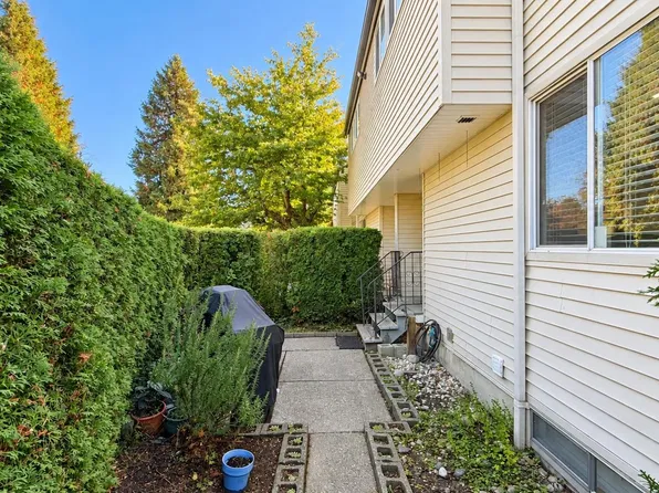 3417 E 49th Ave #29, Vancouver, BC V5S 1M1
