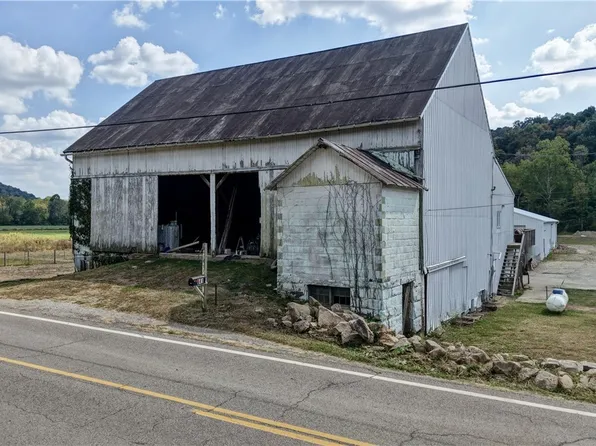 839-837-835C Depot St, Glenmont, OH 44628