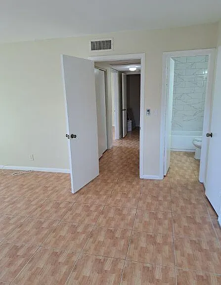 9330 SW 61st Way #D — Photo 6