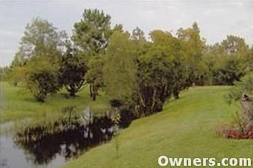 3rd image of 3352 Foxwood Blvd