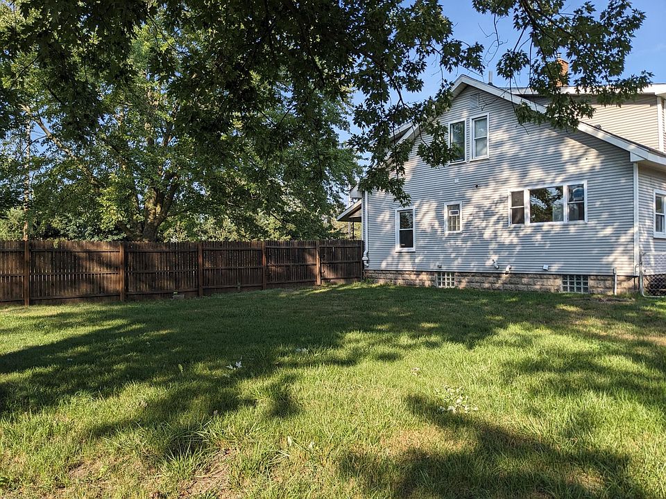 1st image of 8305 Cottonwood Dr