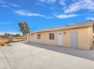 8820 5th Ave #4, Hesperia, CA 92345