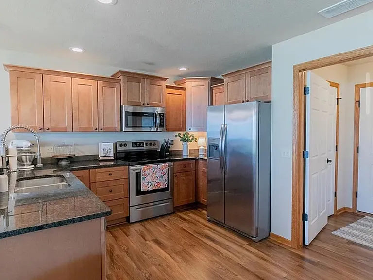 8767 Ridge Hollow Dr — Photo 9