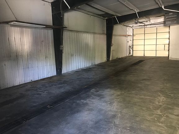 5th image of 231 N Schifferdecker Ave