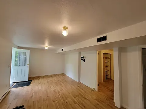 Bonnie Brae Dr — Photo 4