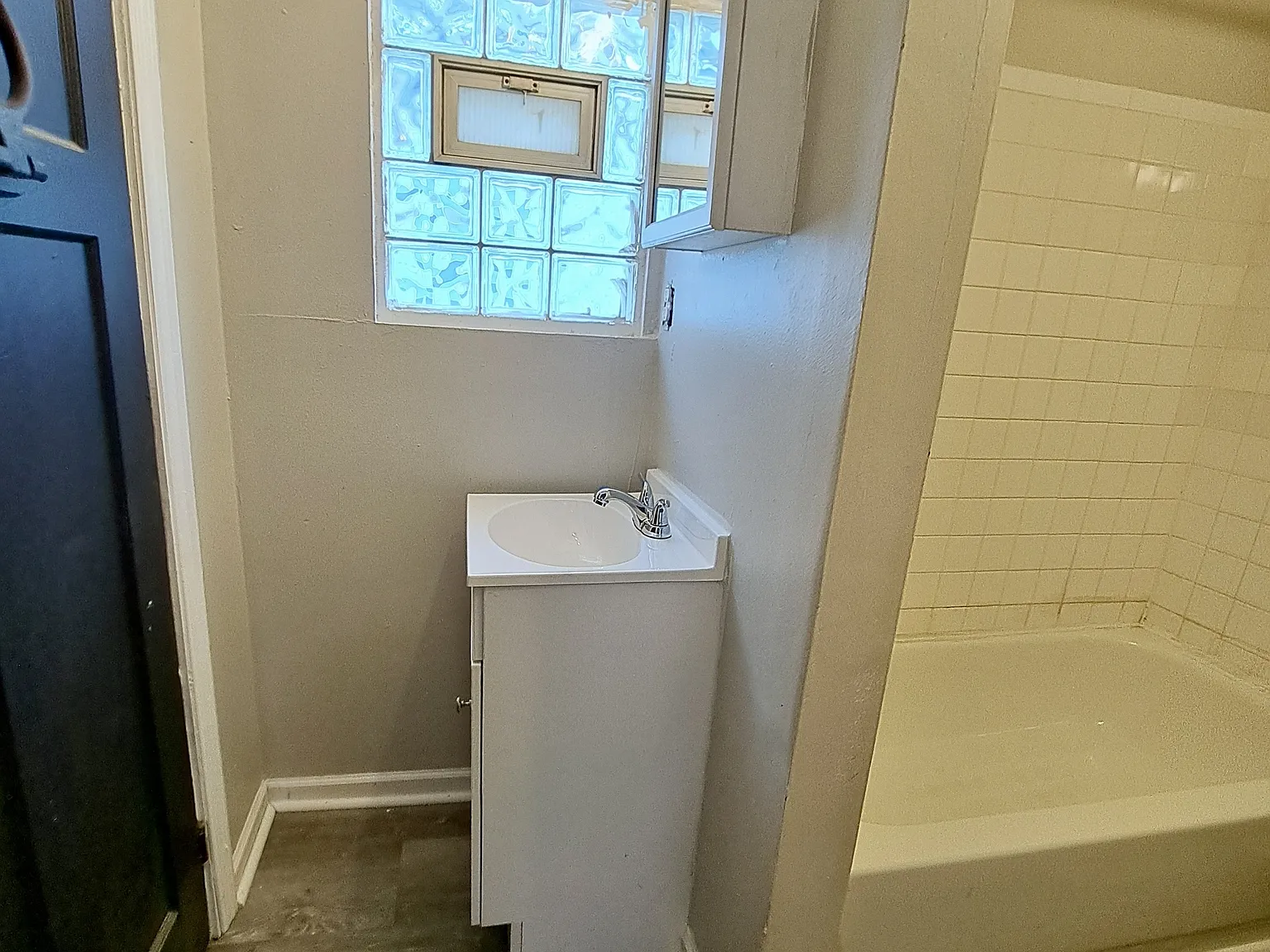 821 Herman Avenue - 1 — Photo 3