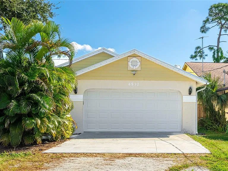 4537 S Lockwood Ridge Rd — Photo 1
