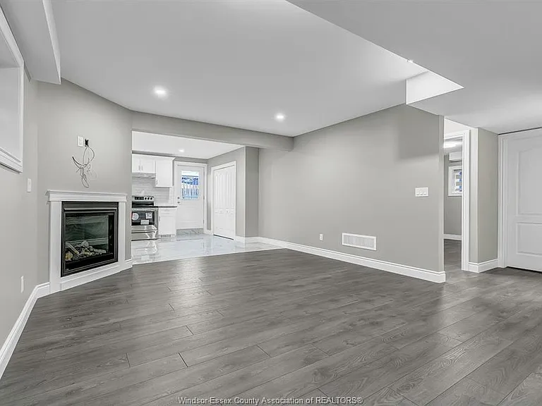 1858 Buckingham Dr — Photo 16