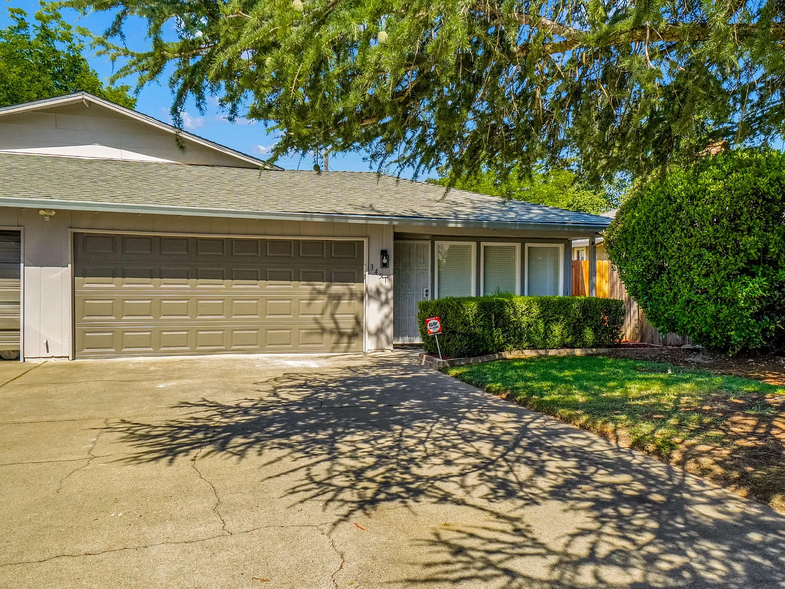 3 bed, 1400 sqft, $2,595 — Photo 1