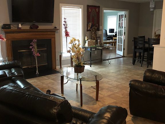 4th image of 1201 Appian Way