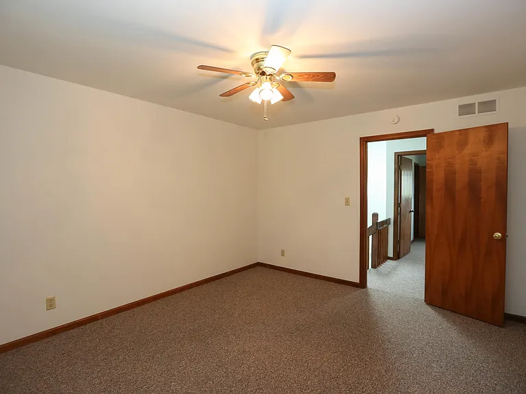 439 Foxfire Dr — Photo 22
