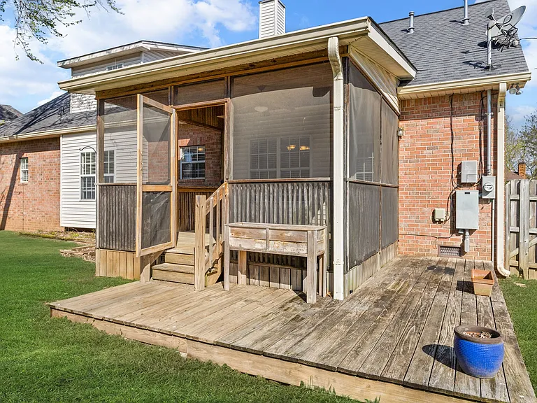 142 Big Ben Ct — Photo 32