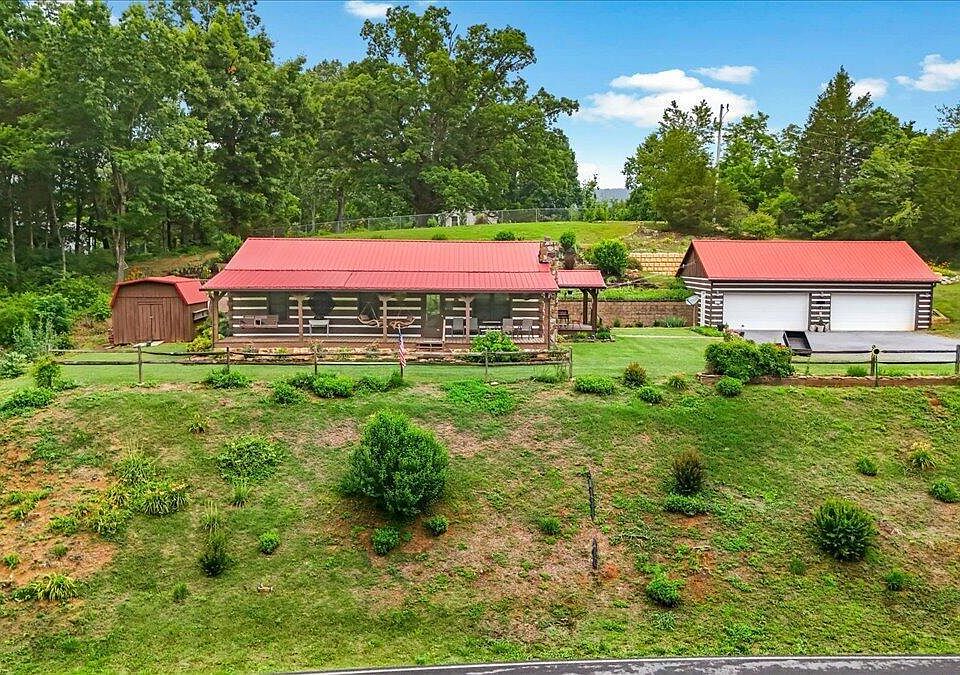 1st image of 271 Caney Creek Rd