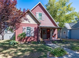 716 W Monroe St, Sullivan, IL 61951