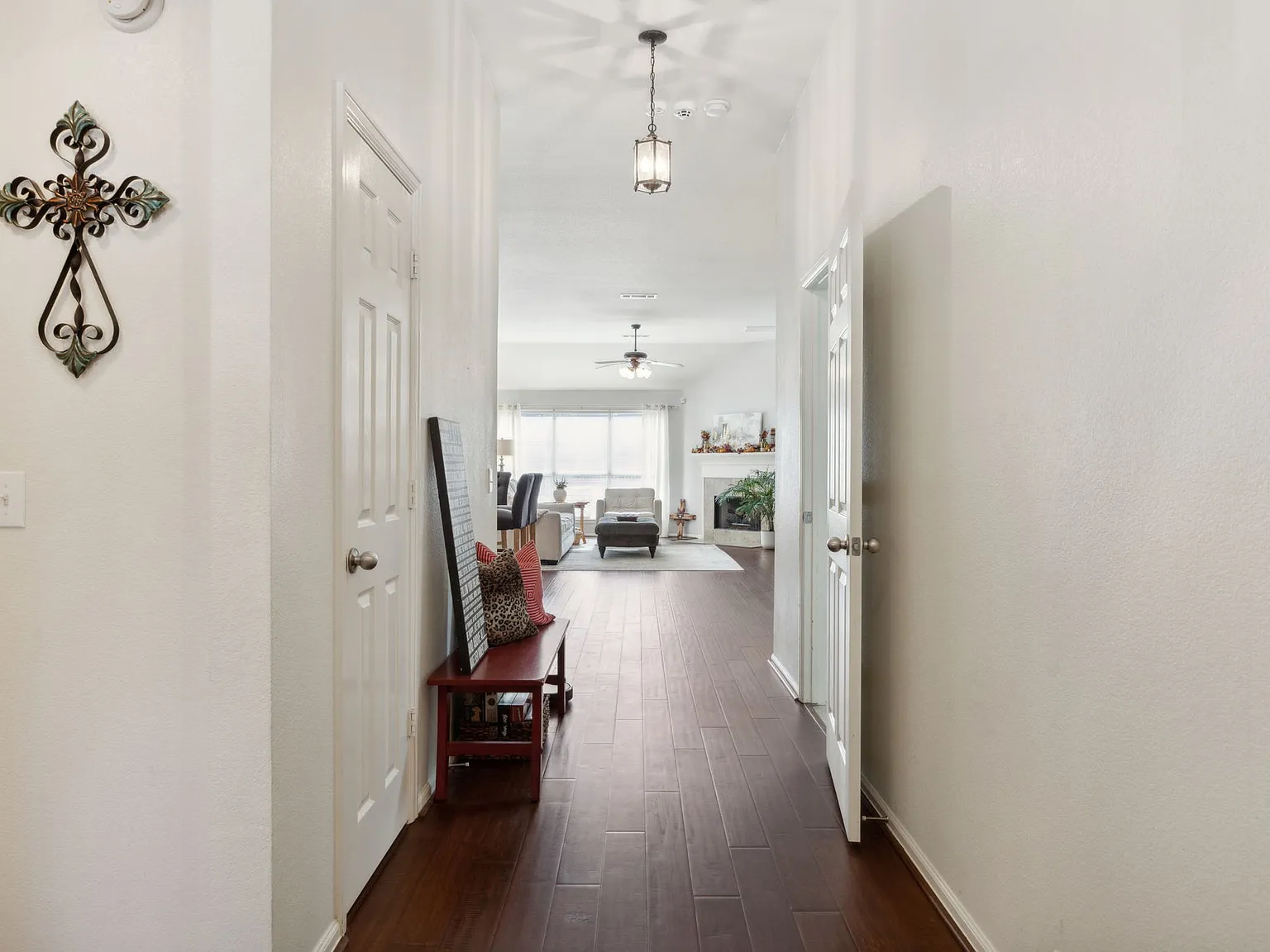 3 bed, 1772 sqft, $2,250 — Photo 3