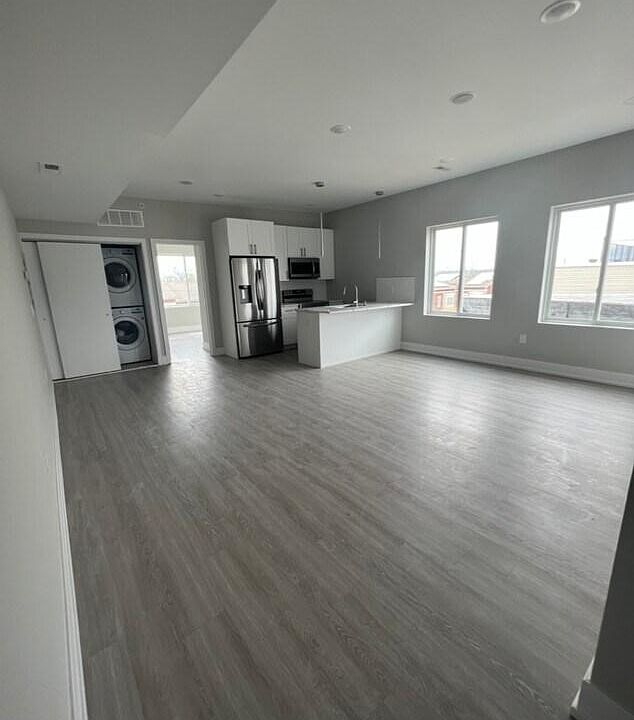 1st image of 649 N 35th St Unit 402