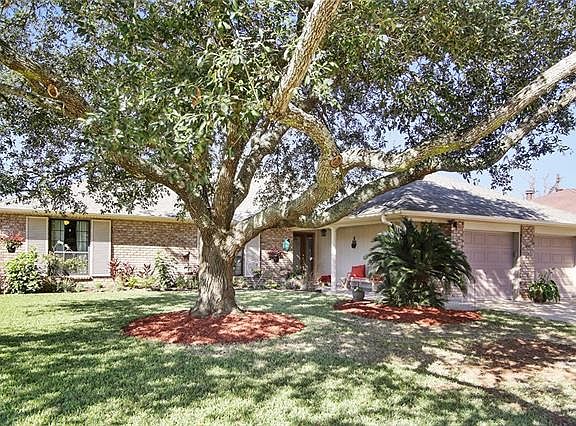 2nd image of 2235 Pine Valley Dr
