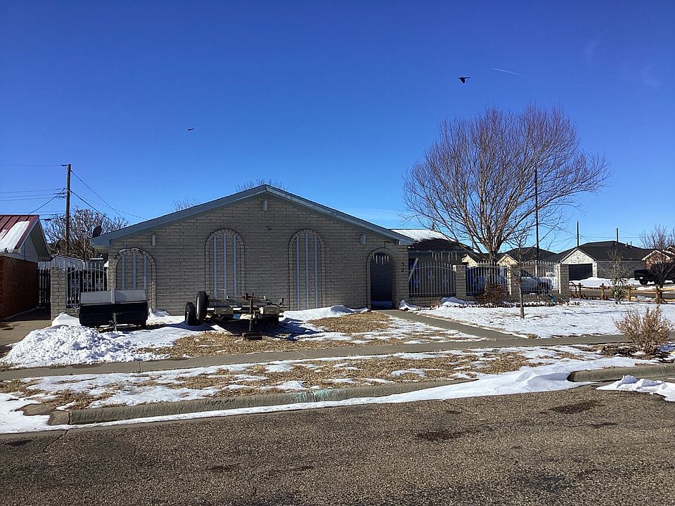 1st image of 521 Willow Ave