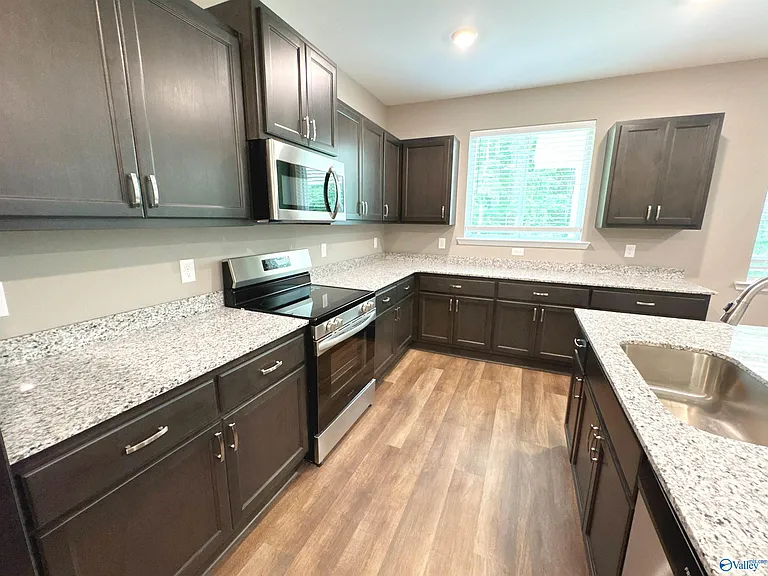 228 Hibiscus Dr — Photo 9