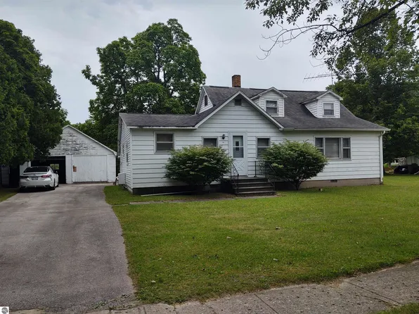 115 S Cass St, Standish, MI 48658