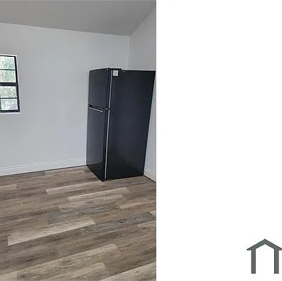 1002 College St #C — Photo 19