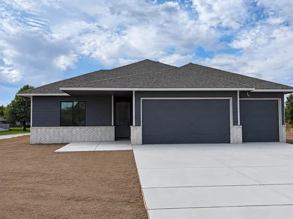 801 N Cedar Downs Cir, Wichita, KS 67235