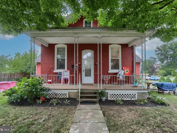 211 E Maple St, Lebanon, PA 17046