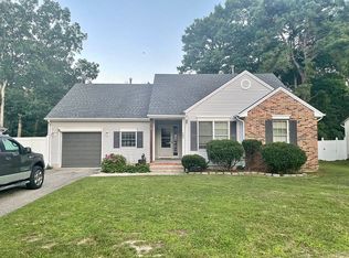 121 Outboard Ave, Manahawkin, NJ 08050