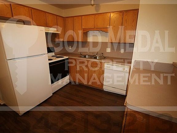 5th image of 4410 Alan Kent Dr APT B