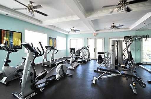 4th image of 2125 SE 10th Ave #1020
