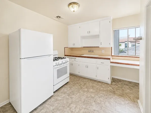 4955 Trojan Ave #J, San Diego, CA 92115