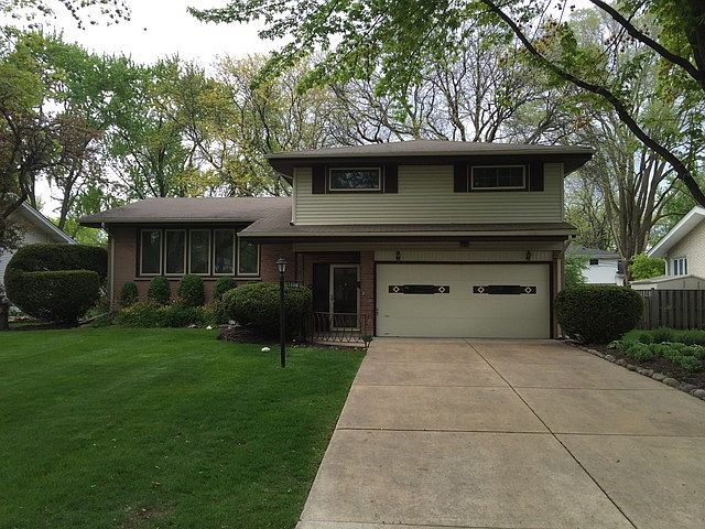 1st image of 1500 E Greenwood Dr