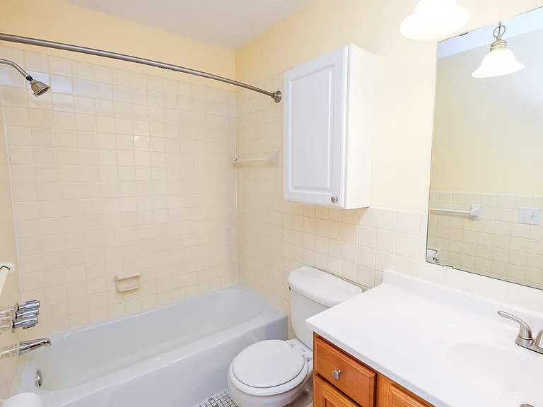 Shepard Terrace — Photo 22