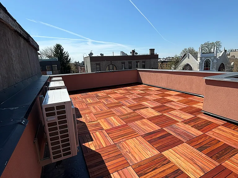 621 Madison St #3F — Photo 12